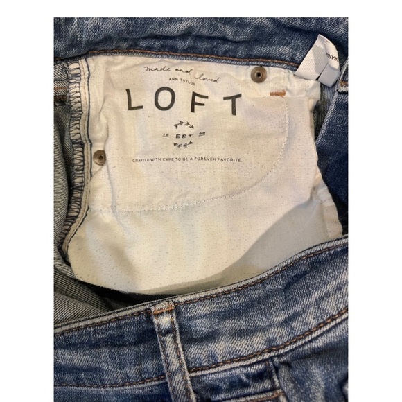 ANN TAYLOR LOFT Curvy Straight Fit Jeans Size 27 (4) Women's - Picture 5 of 6